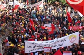 how do unions protect workers' rights in Tunisia?