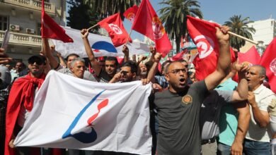 how political shifts have affected labor unions in Tunisia